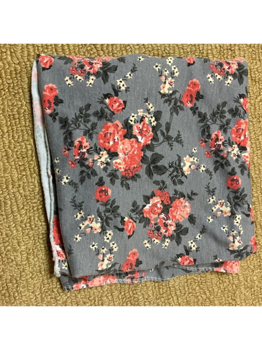 Bed Bath Beyond Swaddle Blanket 33 x 33 Blue Floral Cotton Blend No tag